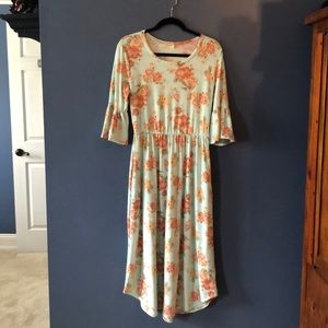 Bell sleeve mint midi floral poly/spandex dress L